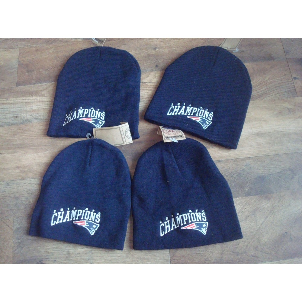 4PC LOT NEW ENGLAND PATRIOTS BEANIE KNIT TOBOGGAN Y2K VINTAGE HAT CAP